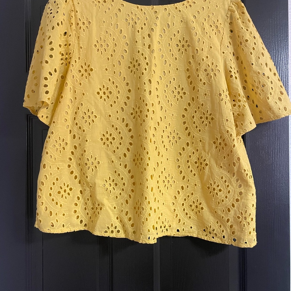Banana Republic Yellow Eyelet Blouse Top L NWT